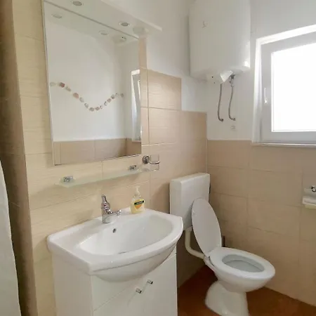 Karmen Auf Zwei Ebenen Mit Garten By Interhome *