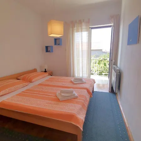 Holiday home Karmen Auf Zwei Ebenen Mit Garten By Interhome